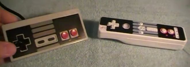 Une wiimote skinnée et son ancêtre